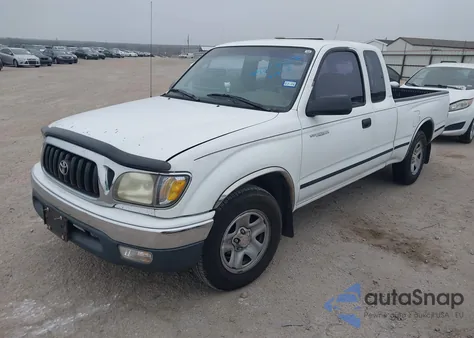 2002 Toyota Tacoma z USA, uszkodzony, nr VIN 5TEVL52N52Z139966